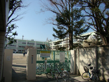 桃井第二小学校の画像1
