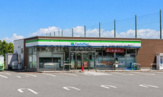 コンビニエンスストア ファミリーマート 寒河江緑町店