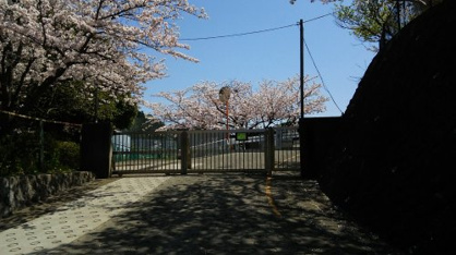 鎌倉市立岩瀬中学校の画像1