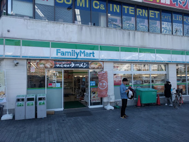 ファミリーマート 地下鉄大正駅前店の画像1