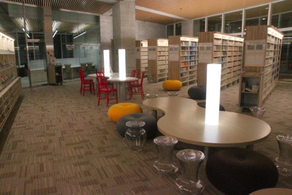 明治大学図書館和泉図書館の画像3