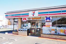 セブンイレブン 千葉桜木町店の画像1