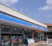 ローソン 戸塚原宿四丁目店 