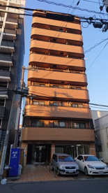 Casa Pascoloの外観写真です。
綺麗な外観のいいマンションですね!!
こちらの物件が気になったお客様。ぜひ「もっとはうす」までご連絡下さい。 Casa Pascoloの画像1