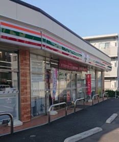 セブン-イレブン 横浜鴨居５丁目店の画像1