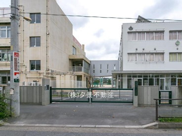 川口市立十二月田中学校の画像1