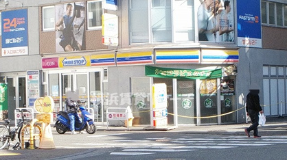 ミニストップ 武蔵新城駅前店の画像1