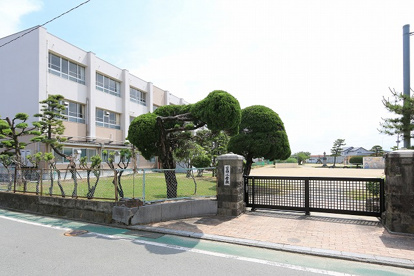 久留米市立宮ノ陣小学校の画像1
