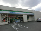 コンビニエンスストア ファミリーマート中野西