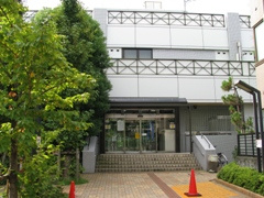 目黒区立 緑が丘図書館の画像1