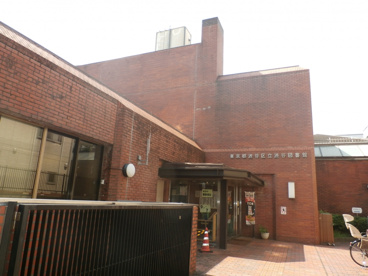 渋谷区立 渋谷図書館の画像1