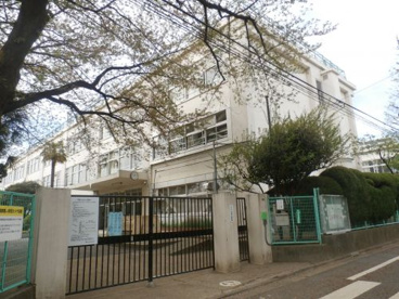 杉並区立 八成小学校の画像2