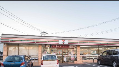セブンイレブン 横浜峰沢店の画像1