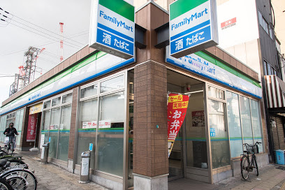 ファミリーマート 新今宮駅北店の画像1