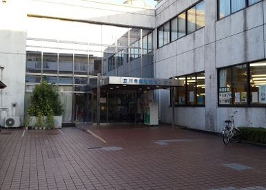 立川市錦図書館の画像1