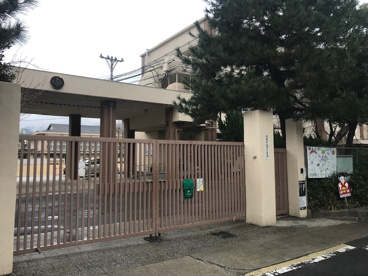 鏡山小学校の画像1
