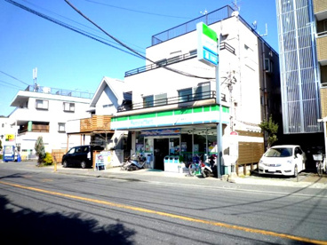 ファミリーマート　鎌倉雪ノ下の画像1