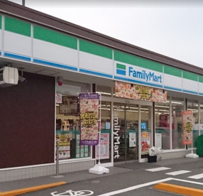 ファミリーマート 磯子丸山二丁目店の画像1