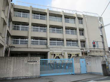 東大阪市立楠根東小学校の画像1