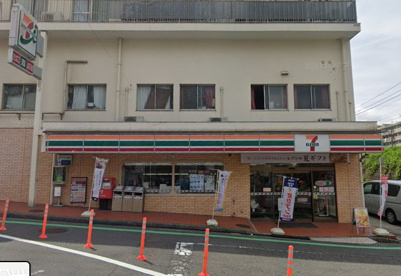 セブンイレブン 横浜富岡1丁目店の画像1