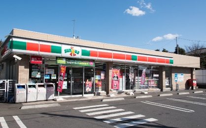 ファミリーマート 横浜上白根店の画像1