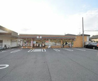 セブン-イレブン 横浜阿久和西３丁目店の画像1