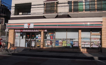 セブン-イレブン 逗子小坪店の画像1