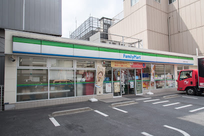 ファミリーマート 品川平塚一丁目店の画像1