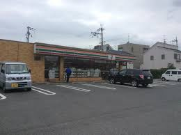 セブンイレブン 堺鳳南町5丁店の画像1