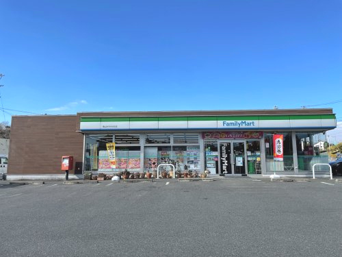 ファミリーマート 亀山みずきが丘店の画像