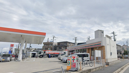 セブンイレブン 堺大泉緑地公園前店の画像1