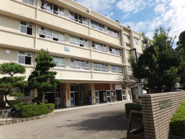 熊本市立出水中学校の画像3