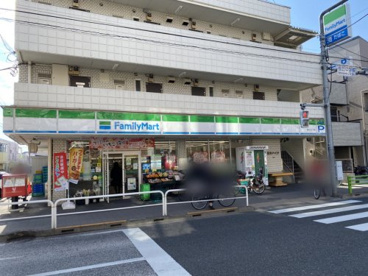 ファミリーマート桜丘3丁目店の画像1