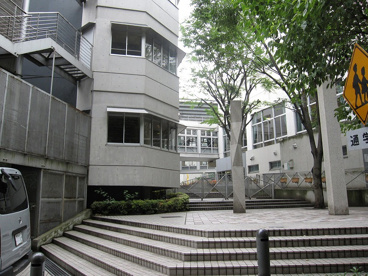 落合中学校の画像1