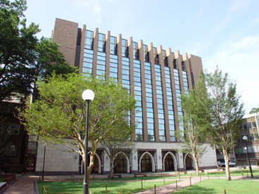 学習院大学院の画像1