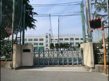 品川区立大崎中学校の画像1