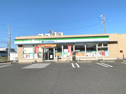 ファミリーマート 鈴鹿白子町店の画像