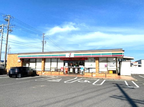 セブンイレブン 鈴鹿野村町店の画像