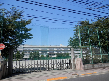 国分寺市立第一中学校の画像1