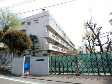 国分寺市立第二中学校の画像1