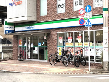 ファミリーマート矢川駅前店の画像1