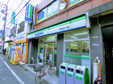 コンビニエンスストア ファミリーマート 世田谷山下店