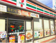 セブンイレブン 京都向島ニユータウン店の画像1