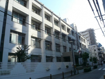 滝川小学校の画像1