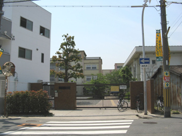 茨田中学校の画像1
