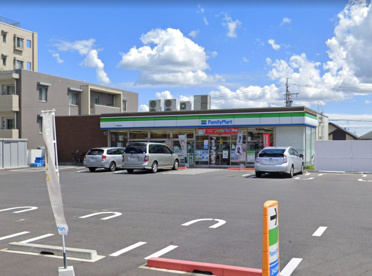 ファミリーマート 天白植田東店の画像1