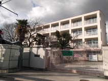 弥栄小学校