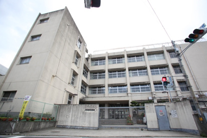 意岐部東小学校の画像1