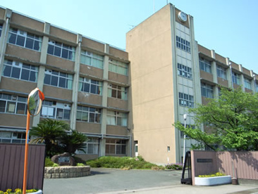 かわち野高等学校の画像1