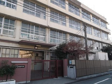 俊徳中学校の画像1
